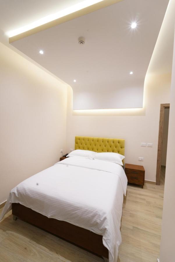 Sr99 Hotel 티라나 외부 사진